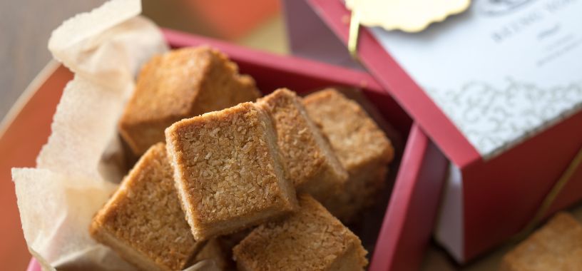 菓子の箱詰めのイメージ写真